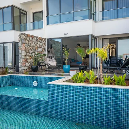 Oceanfront Oasis With Private Pool Stunning Views
