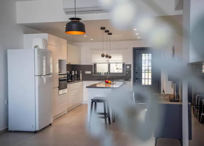 Lighthouse Family With Private Pool Kyrenia (Northern Cyprus)