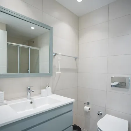 Lägenhet Lighthouse Family With Private Pool *