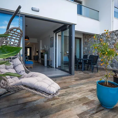 Oceanfront Oasis With Private Pool Stunning Views