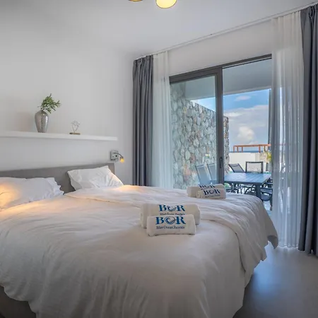 Oceanfront Oasis With Private Pool Stunning Views Apartment *