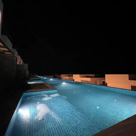 Lägenhet Lighthouse Family With Private Pool *