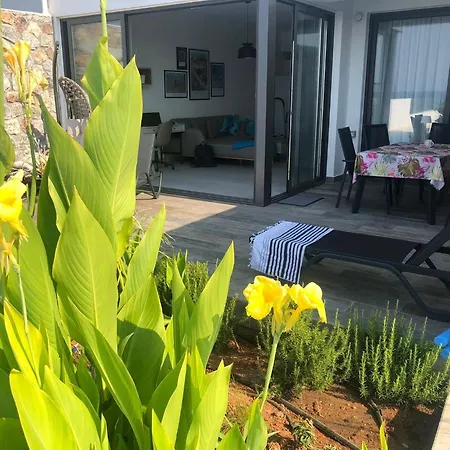 Lighthouse Family With Private Pool Appartement *