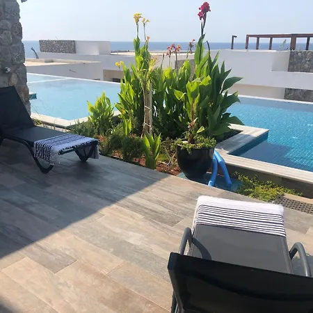 Lighthouse Family With Private Pool *