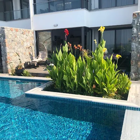 Lighthouse Family With Private Pool Appartement Girne