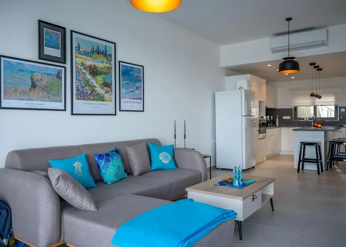 Lighthouse Family With Private Pool * Kyrenia (Northern Cyprus)