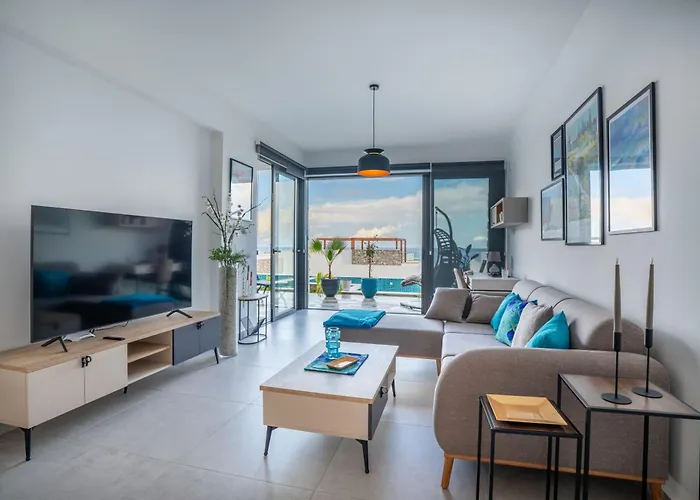 Lighthouse Family With Private Pool * Kyrenia (Northern Cyprus)