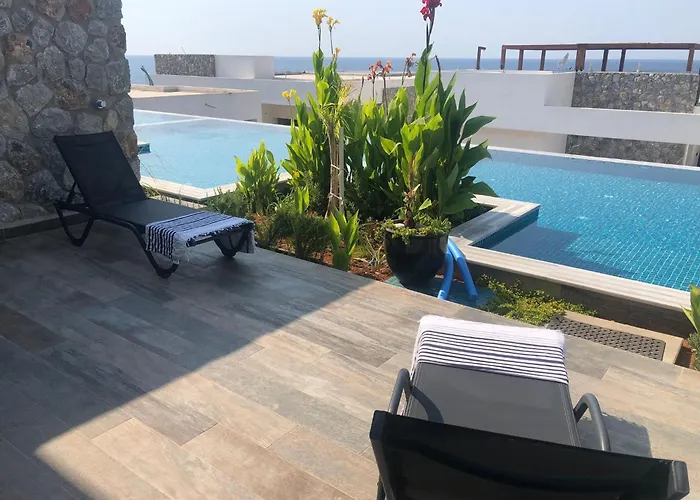 Lighthouse Family With Private Pool *